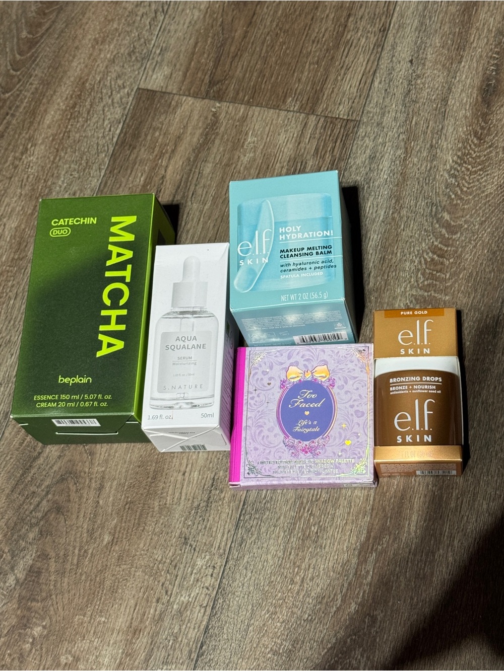 Makeup bundle - Picture 1 of 3